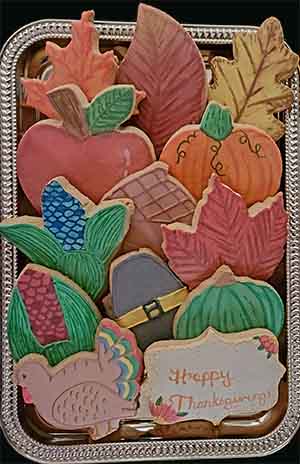 Thanksgiving cookie tray: Leaves, corn, pumpkins, acorn, hat, and turkey.